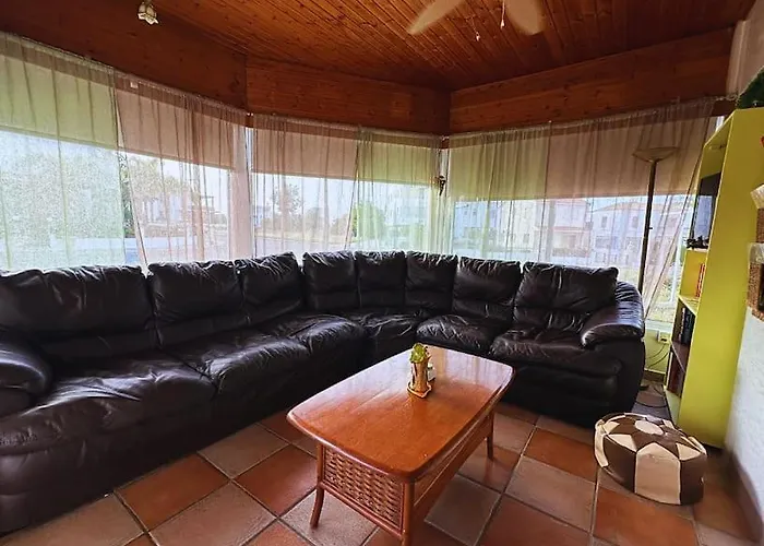 Pipi Langhouse * פאראלימני